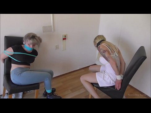 ❤️ Kev quav yeeb quav tshuaj / khi thiab gagged / damsel nyob rau hauv kev nyuaj siab ❤️  porno  ntawm porn hmn.tuberxxx-com.ru ﹏